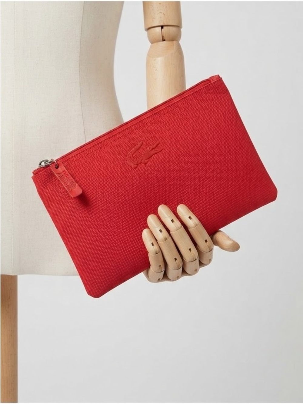 Lacoste x Turkish Airlines Red
Travel Pouch Amenity Kit
Cosmetic Bag